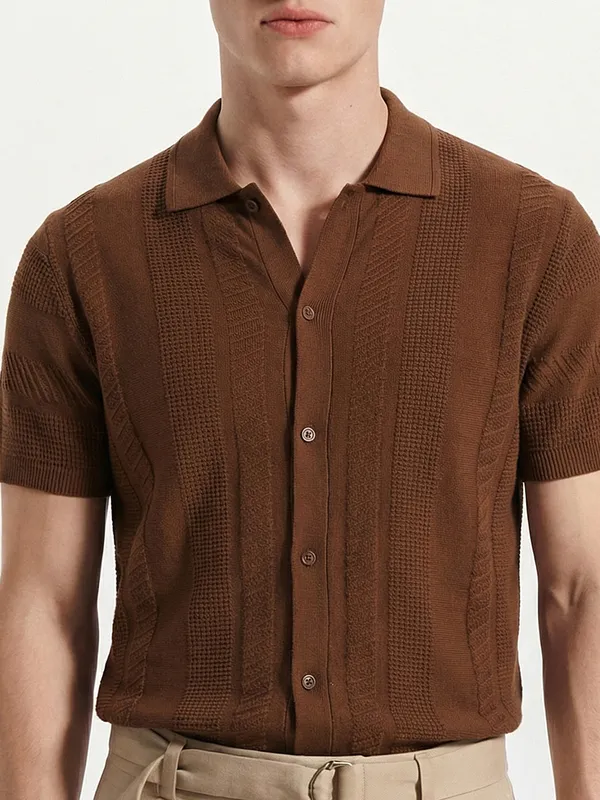 Highlander Men Brown Self Design Relaxed Fit Casual Shirt