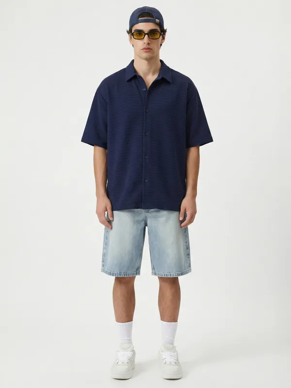 Highlander Men Navy Blue Self Design Boxy Fit Casual Shirt