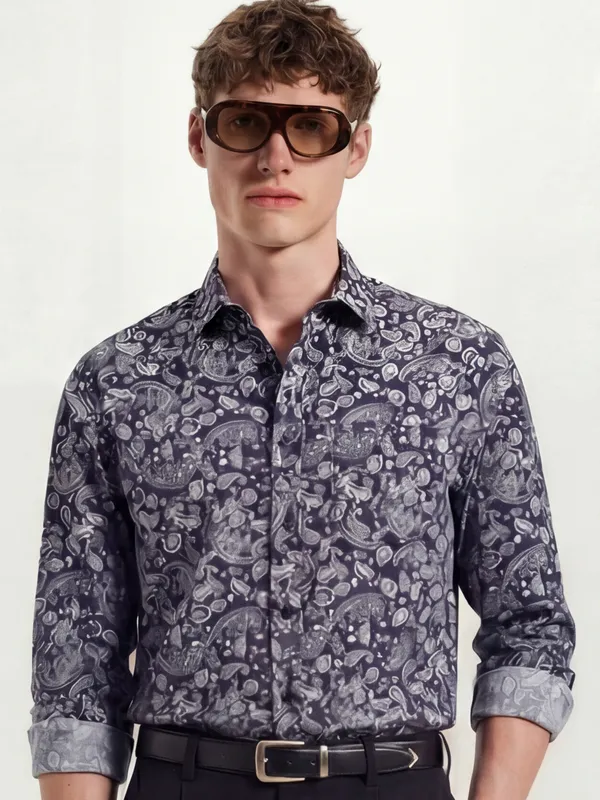 Highlander Men Navy Blue Printed Slim Fit Casual Shirt