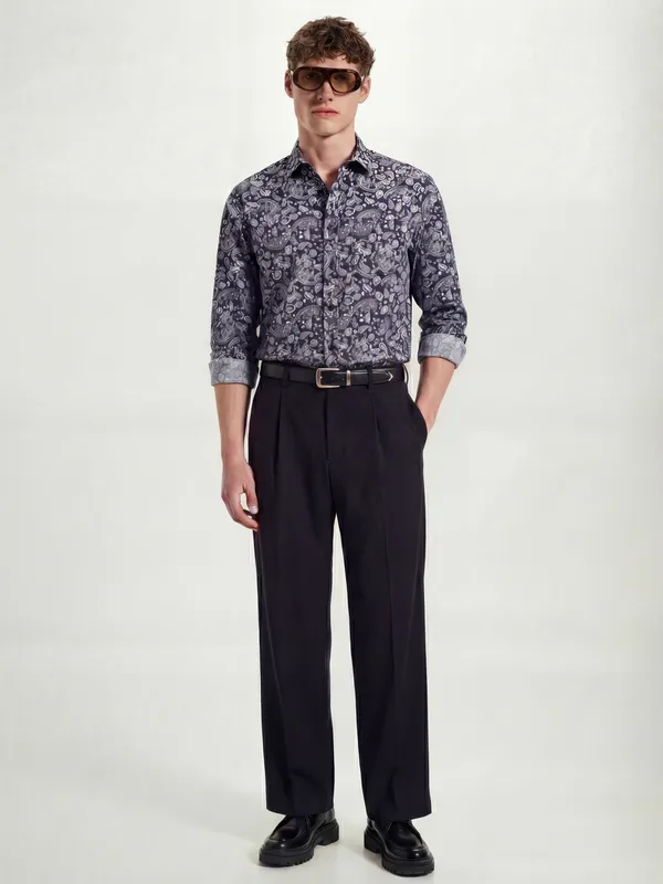 Highlander Men Navy Blue Printed Slim Fit Casual Shirt