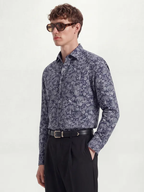 Highlander Men Navy Blue Printed Slim Fit Casual Shirt