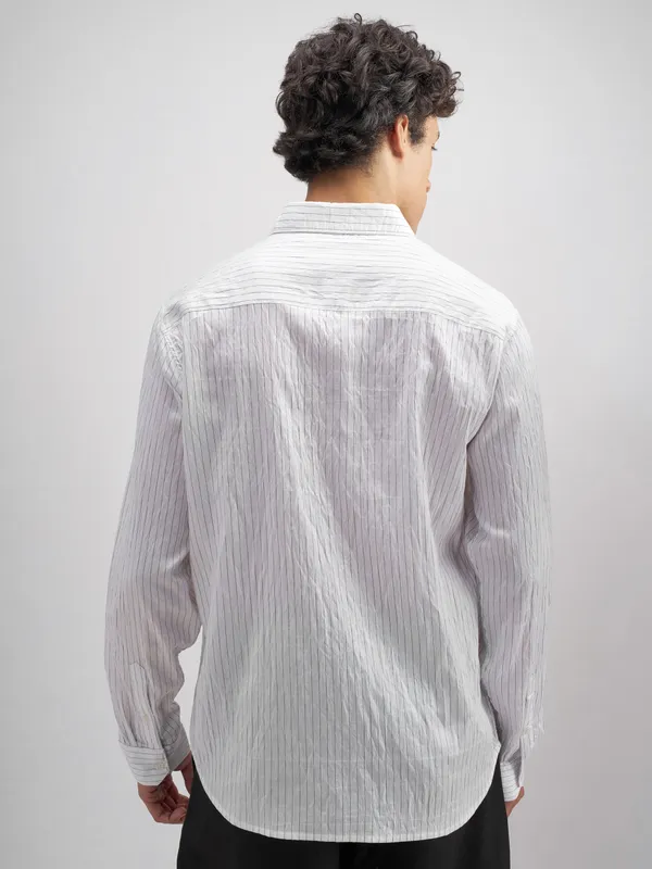 Highlander Men White Crushed Slim Fit Casual Shirt