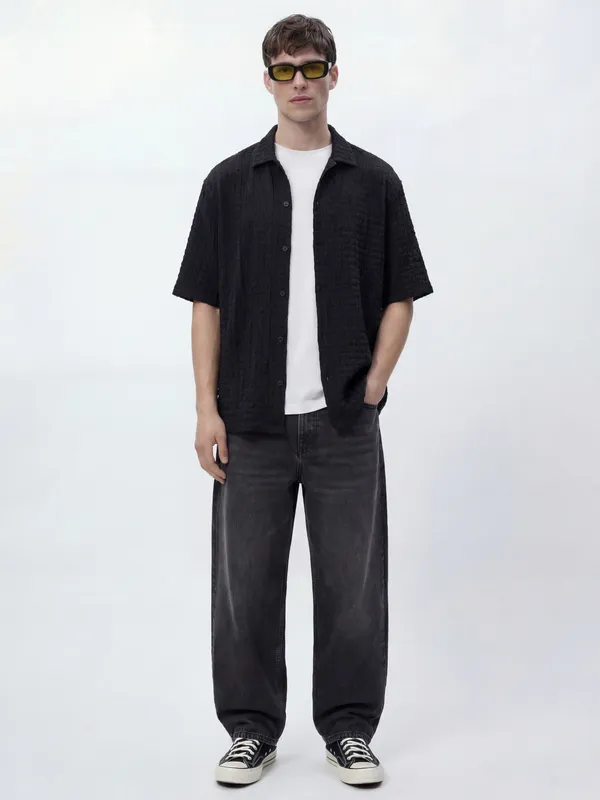 Highlander Men Black Self Design Relaxed Fit Casual Shirt