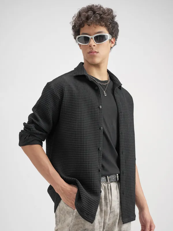 Highlander Men Black Self Design Relaxed Fit Casual Shirt