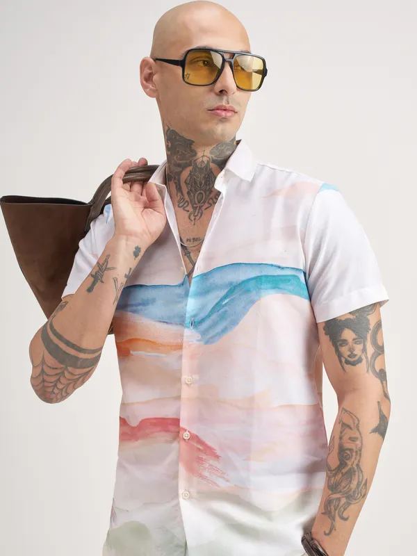 Highlander Men White Printed Slim Fit Casual Shirt