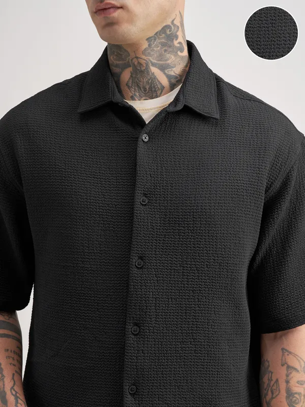 Highlander Men Black Self Design Boxy Fit Casual Shirt