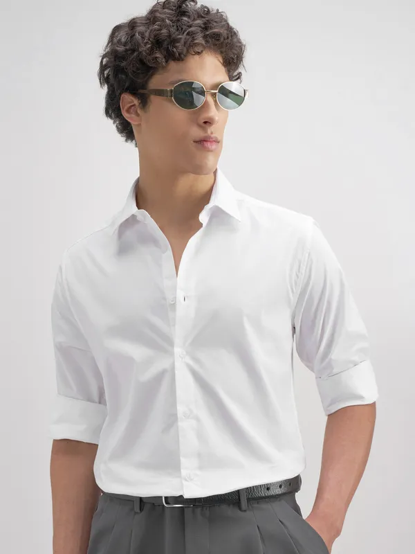 Men Slim Fit Casual Shirt