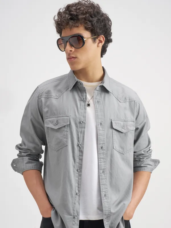 Men Slim Fit Casual Shirt