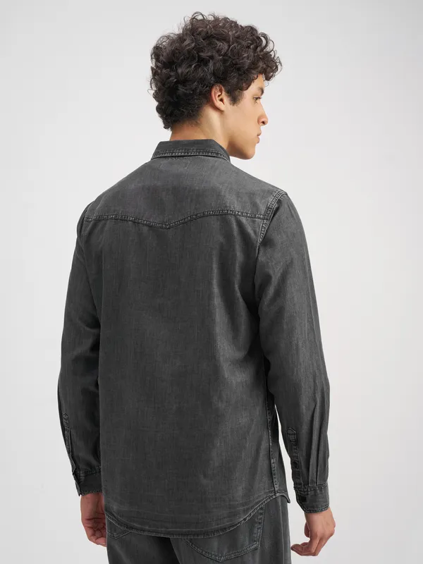 Men Slim Fit Casual Shirt