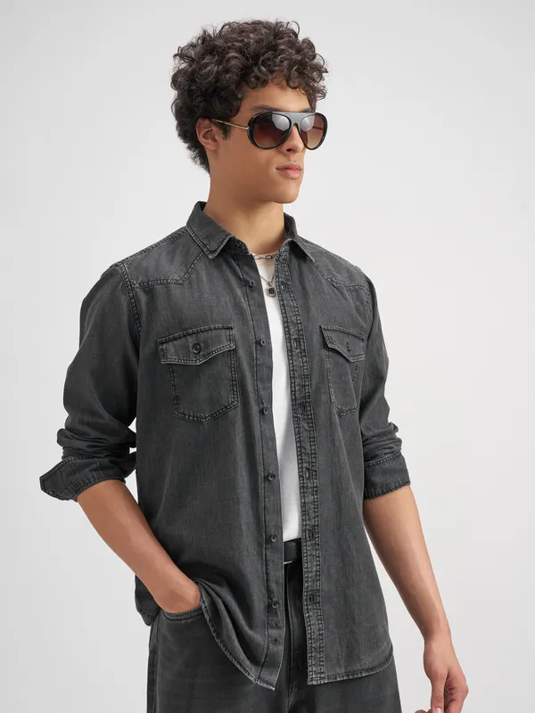 Men Slim Fit Casual Shirt