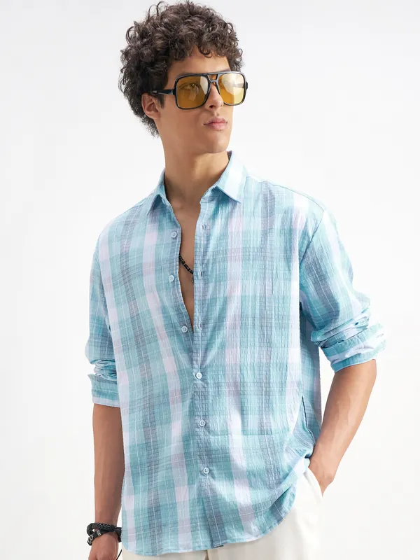 Highlander Men Blue Checked Relaxed Fit Casual Shirt