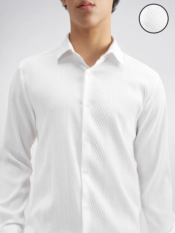 Men Slim Fit Casual Shirt