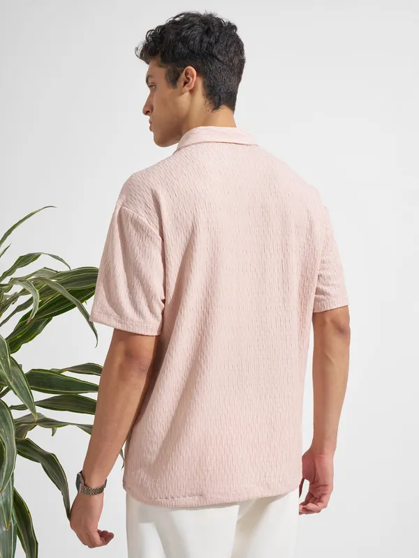 Highlander Men Pink Self Design Relaxed Fit Casual Shirt