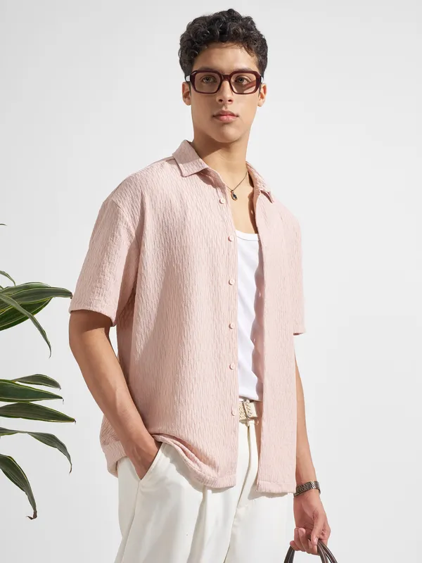 Highlander Men Pink Self Design Relaxed Fit Casual Shirt