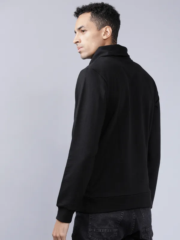 Highlander Men Black High Neck Pullover Sweatshirt