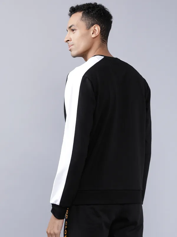 Highlander Men Black Round Neck Pullover Sweatshirt