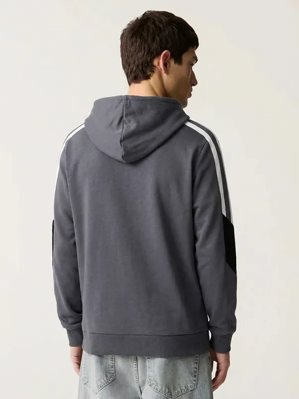 Highlander Men Blue Hooded Pullover Sweatshirt