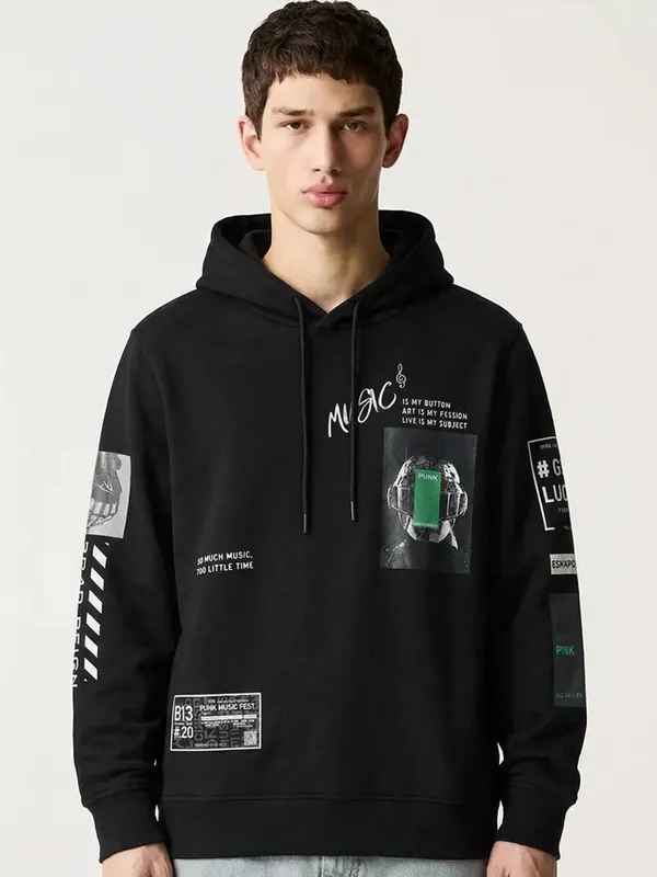Highlander Men Black Hooded Pullover Sweatshirt