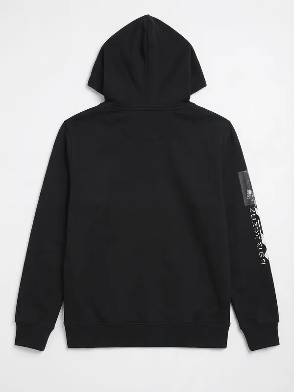 Highlander Men Black Hooded Pullover Sweatshirt