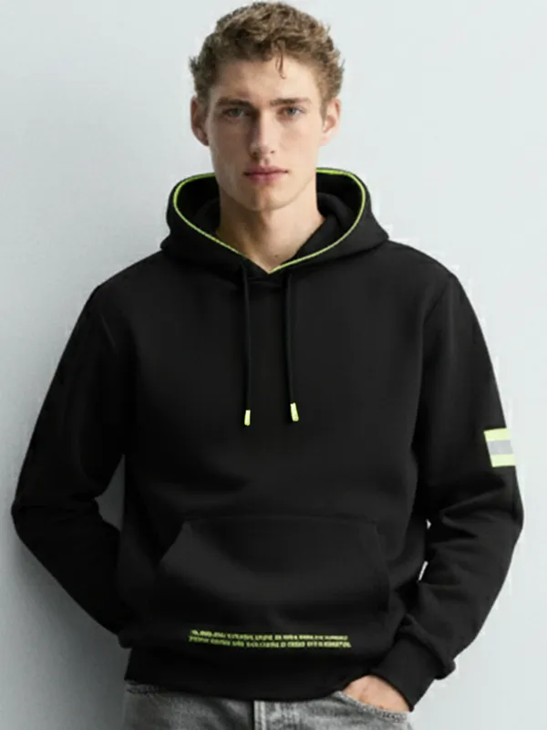 Highlander Men Black Hooded Pullover Sweatshirt