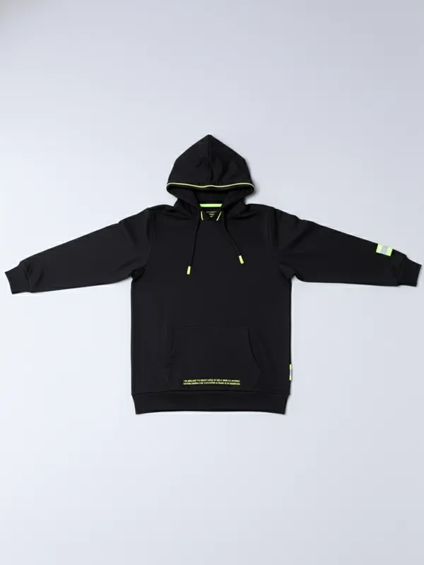 Highlander Men Black Hooded Pullover Sweatshirt