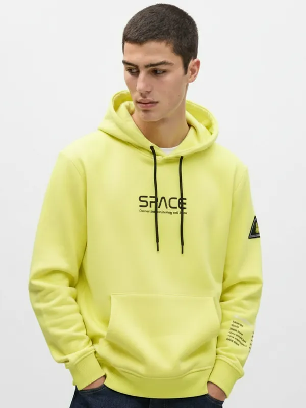 Highlander Men Yellow Hooded Pullover Sweatshirt