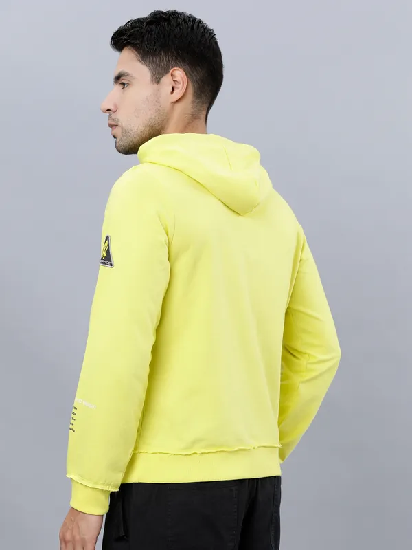 Highlander Men Yellow Hooded Pullover Sweatshirt