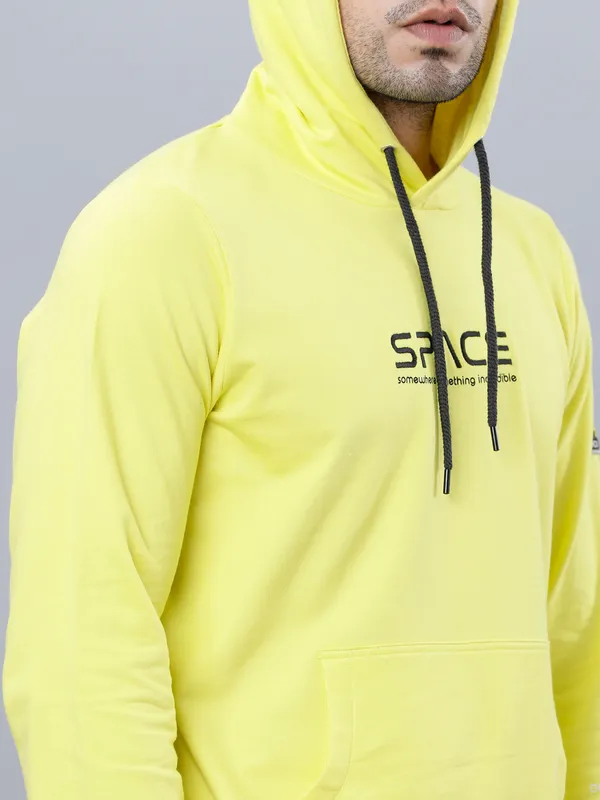 Highlander Men Yellow Hooded Pullover Sweatshirt