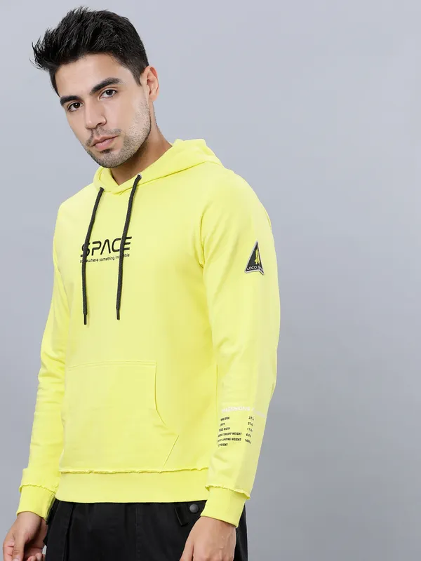 Highlander Men Yellow Hooded Pullover Sweatshirt