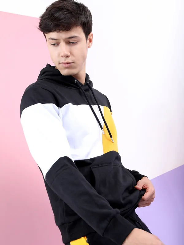 Highlander Men Black Hooded Pullover Sweatshirt