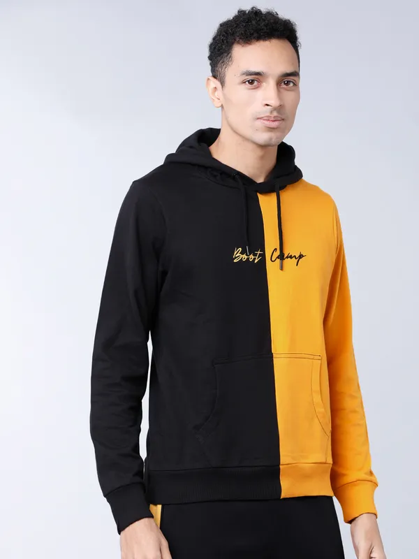 Highlander Men Black Hooded Pullover Sweatshirt