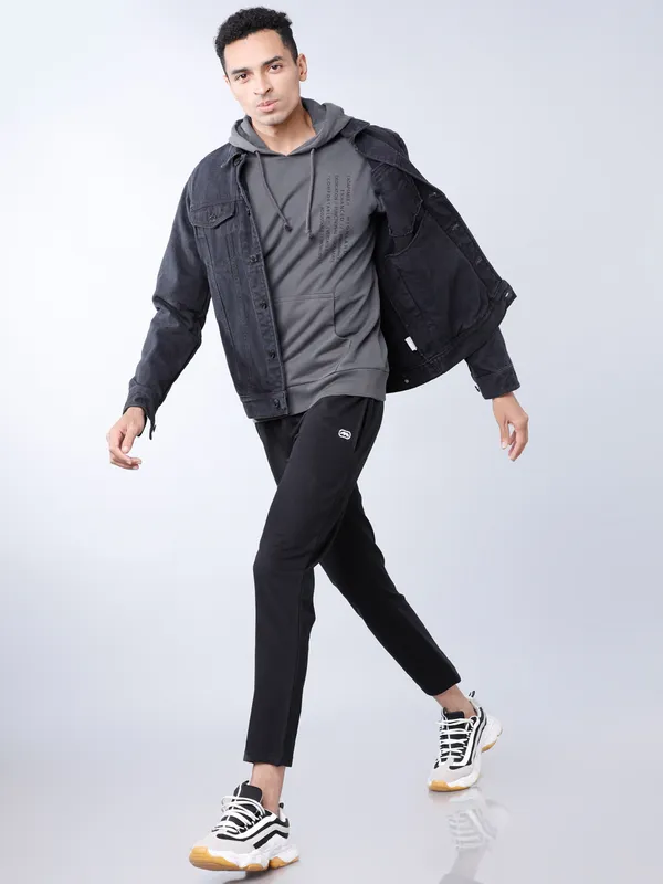 Highlander Men Grey Hooded Pullover Sweatshirt