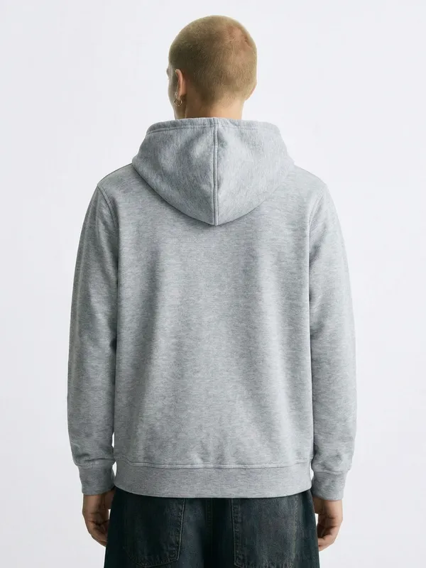 Men Solid Sweatshirt