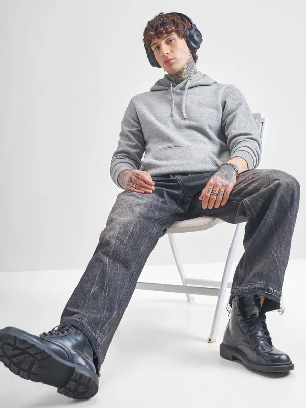 Men Solid Sweatshirt