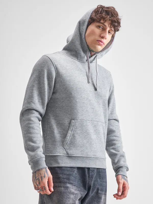 Men Solid Sweatshirt