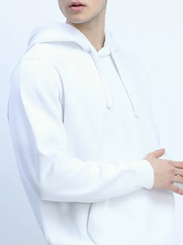 Highlander Men White Hooded Pullover Sweatshirt