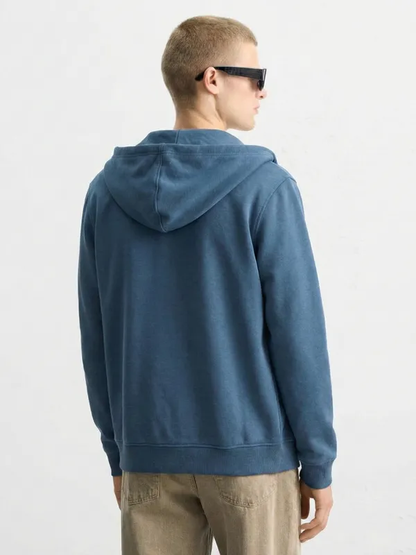Men Solid Sweatshirt