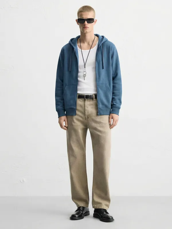 Men Solid Sweatshirt