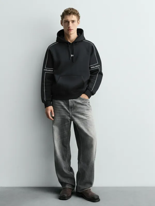 Highlander Men Black Hooded Pullover Sweatshirt