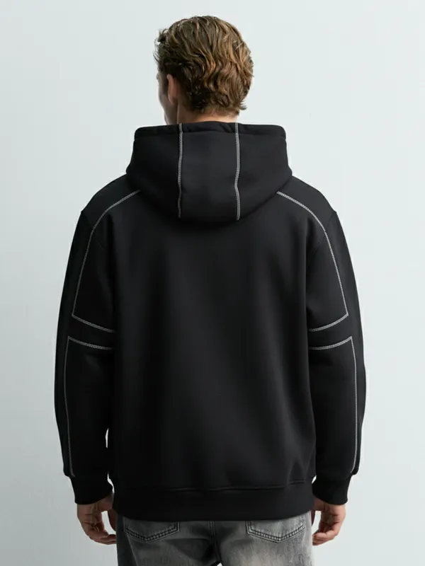 Highlander Men Black Hooded Pullover Sweatshirt