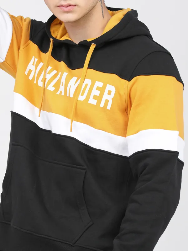 Highlander Men Black Hooded Pullover Sweatshirt