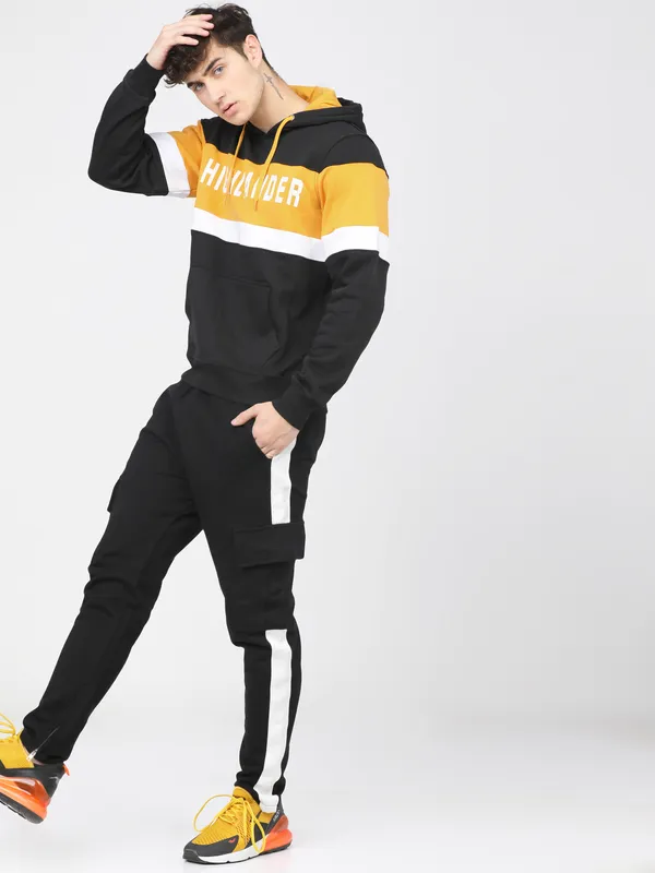 Highlander Men Black Hooded Pullover Sweatshirt