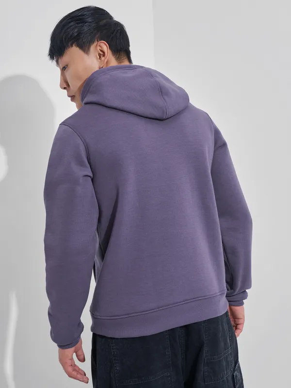 Men Solid Sweatshirt