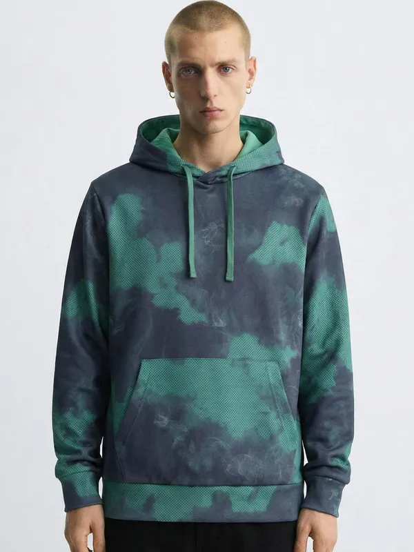 Highlander Men Navy Blue Hooded Pullover Sweatshirt