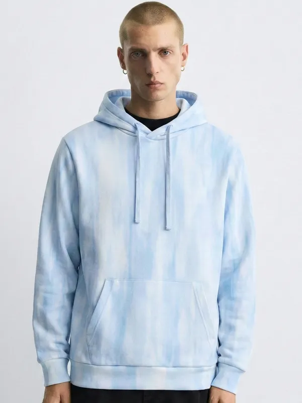 Highlander Men Blue Hooded Pullover Sweatshirt