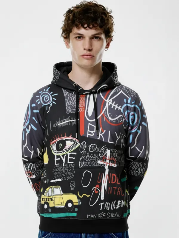 Highlander Men Black Hooded Pullover Sweatshirt