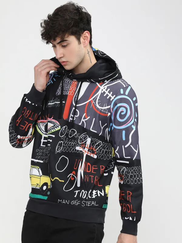 Highlander Men Black Hooded Pullover Sweatshirt