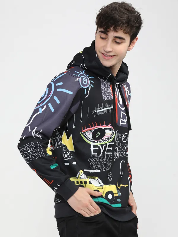 Highlander Men Black Hooded Pullover Sweatshirt