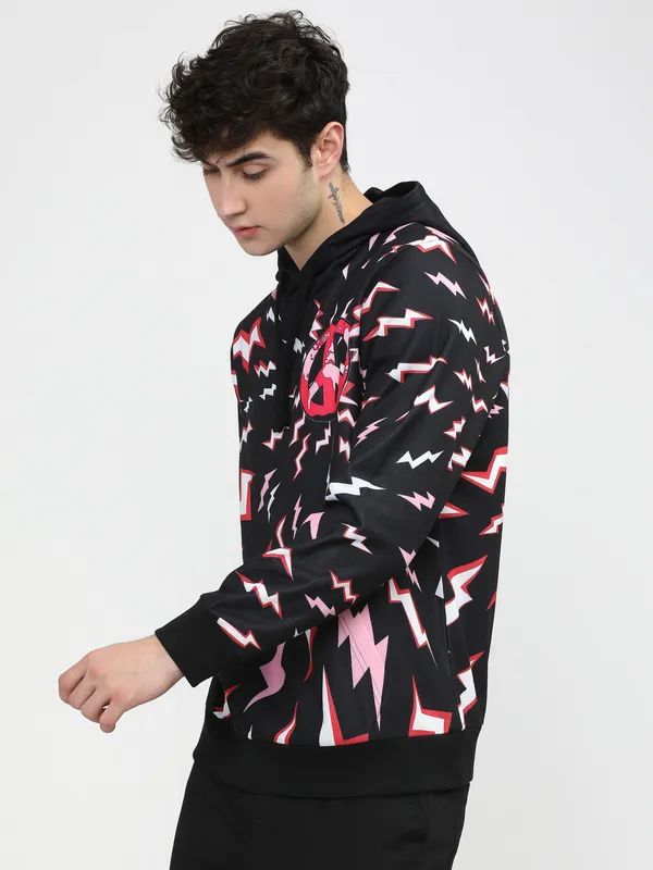 Highlander Men Black Hooded Pullover Sweatshirt