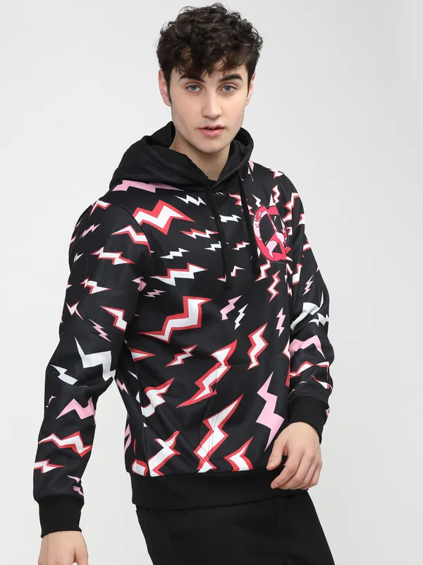 Highlander Men Black Hooded Pullover Sweatshirt